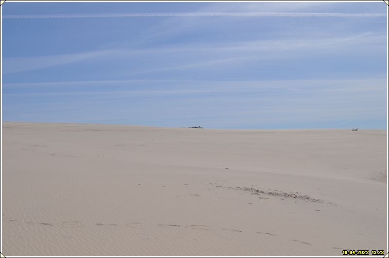 Et billede, der indeholder udendrs, sky, strand, natur

Automatisk genereret beskrivelse
